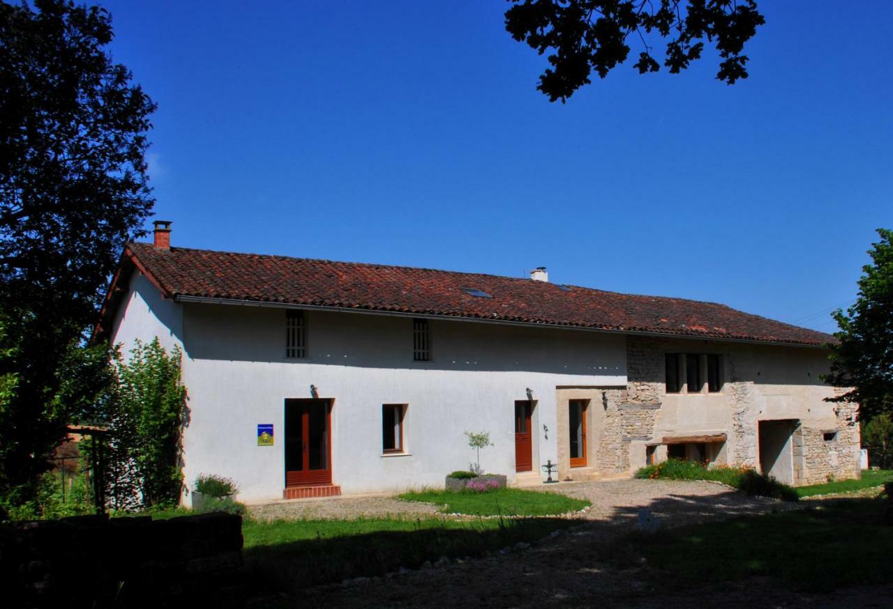 Terres De La Grange Bed & Breakfast Cuisiat Exterior photo